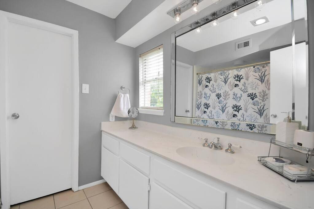 Double Master Suites Condo Near Med Ctr, Nrg Arena 2 Houston Exterior foto
